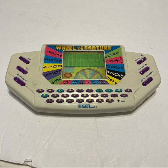 Tiger Wheel of Fortune Electronic Handheld game - Picture 10 of 10